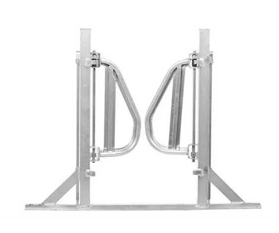 Alligator anti-backing gate